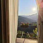 Del Gufo Bed and breakfast Civezza