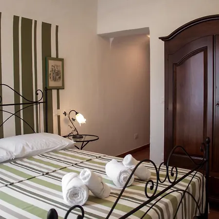 Del Gufo فندق مبيت وإفطار